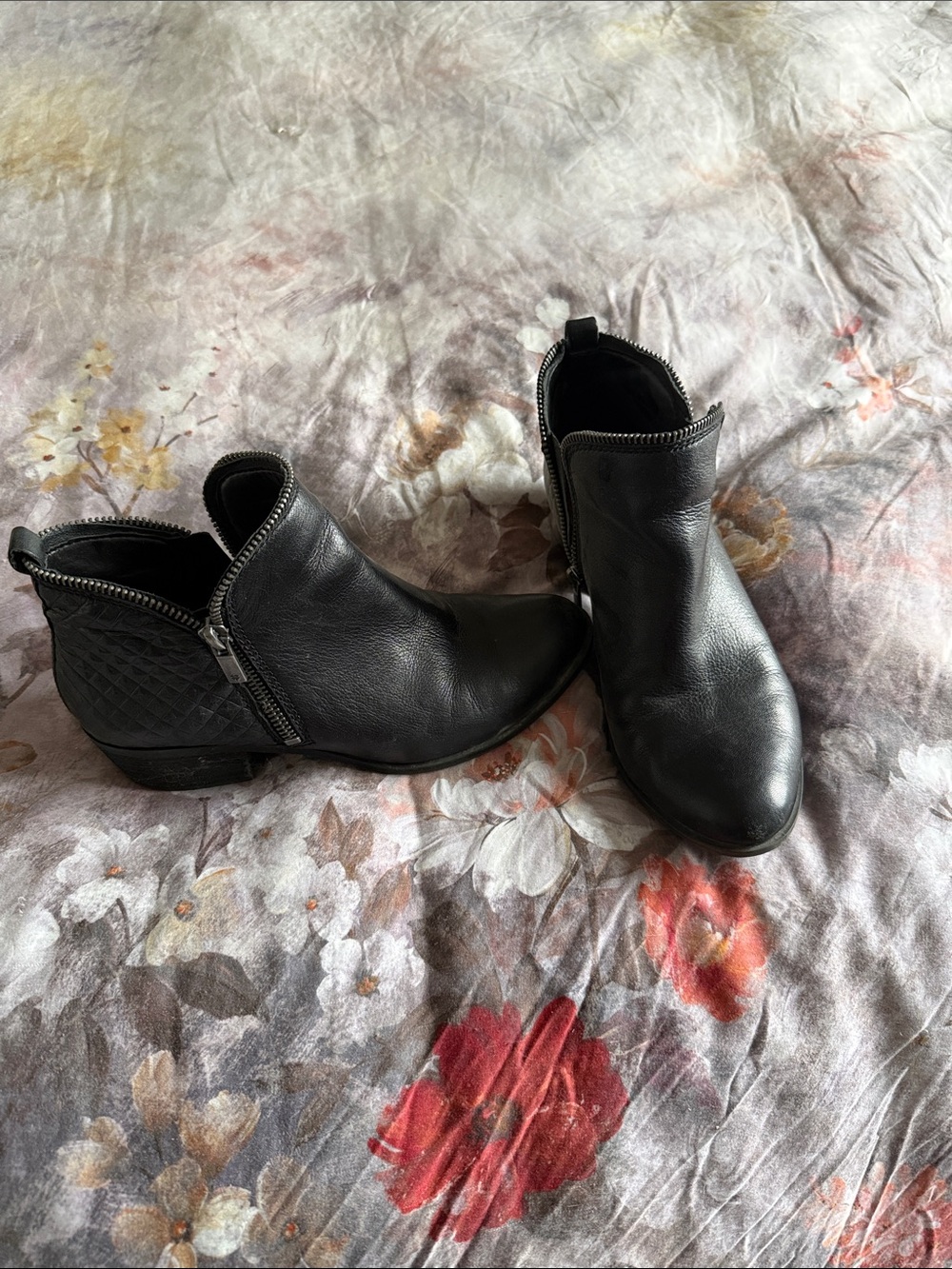Lucky Brand Black Leather Side-Zip Ankle Booties